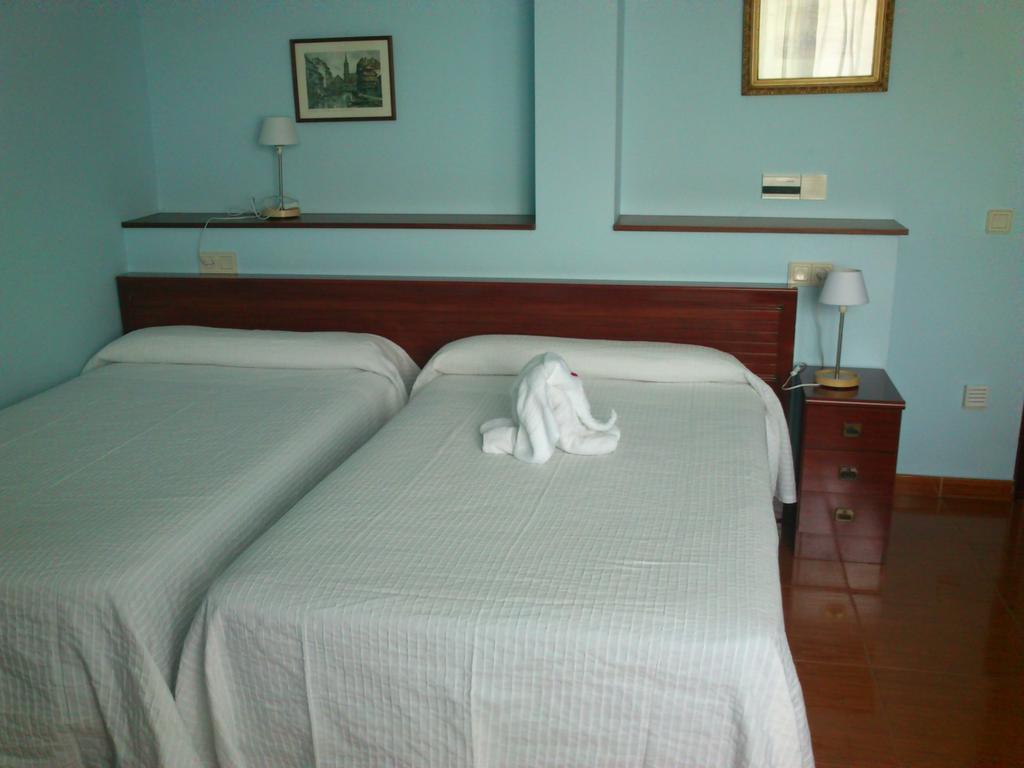 Hotel Brisamar Bañugues Værelse billede