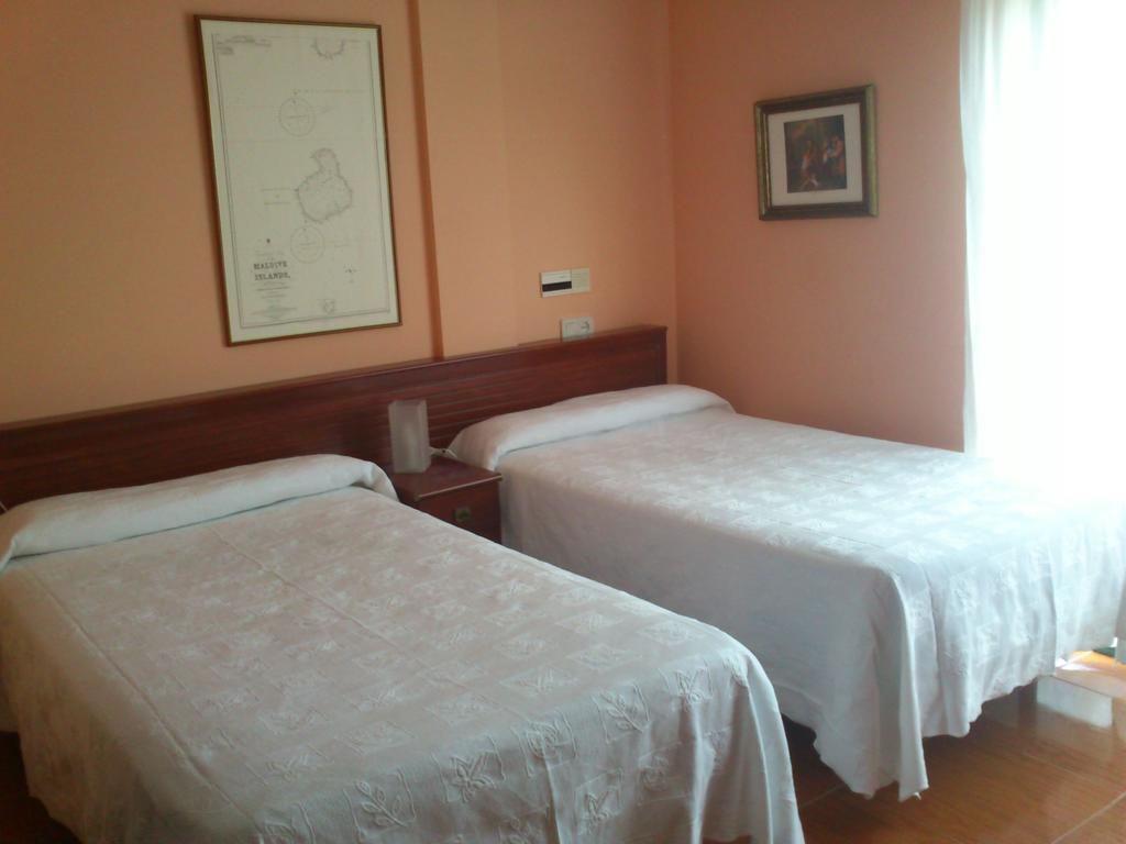 Hotel Brisamar Bañugues Værelse billede