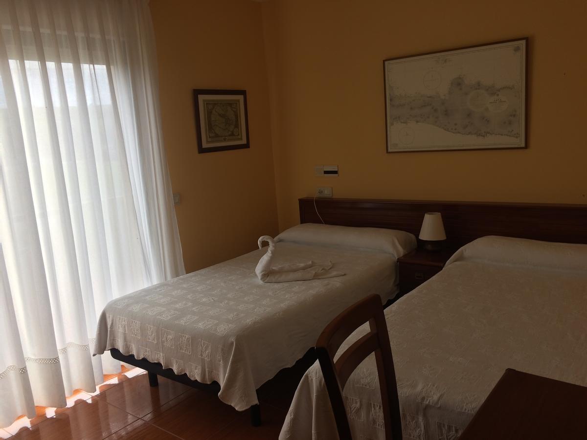 Hotel Brisamar Bañugues Eksteriør billede